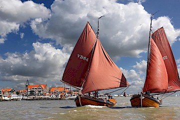 Tussen Wal en Schip